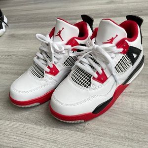 Jordan 4 Retro PS Fire Red size 1